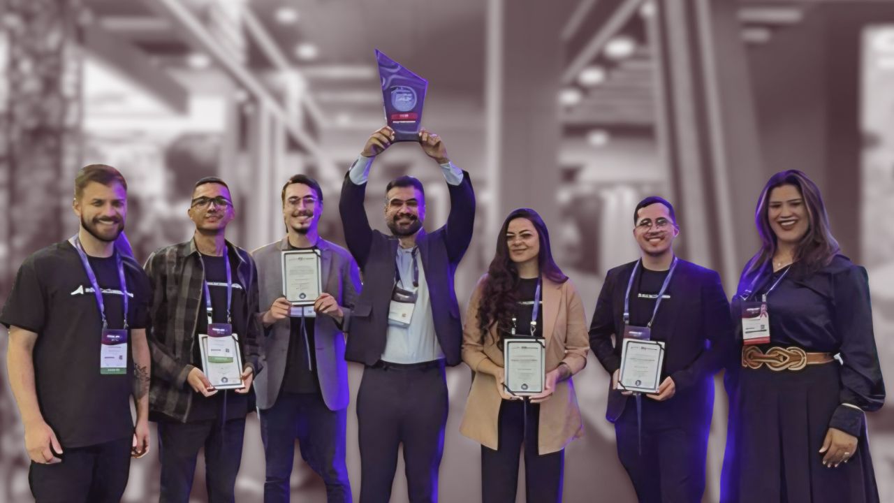 CRM, WhatsApp, Gestão Processual e Comunicação Interna e IA em um único sistema